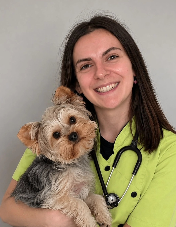 Dr Célia Guillerme, vétérinaire à la Clinique vétérinaire de l'Élorn