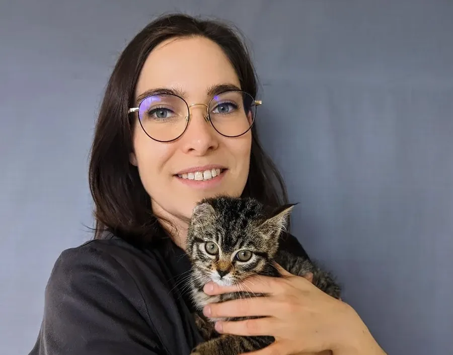 Morgane, auxiliaire spécialisée vétérinaire à la Clinique de l'Élorn