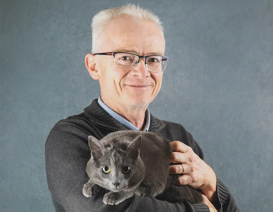 Dr Yvon Calvez, vétérinaire à la Clinique vétérinaire de l'Élorn